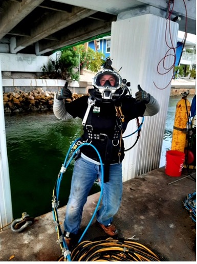 Mike Hardgraves Dive Instructor